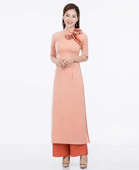 áo dài nữ cách điệu dịu dàng